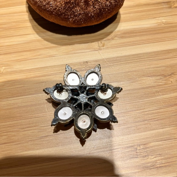 Vintage Bronze/Pewter Colored Cabochon Faux Pearl Brooch - Picture 4 of 5